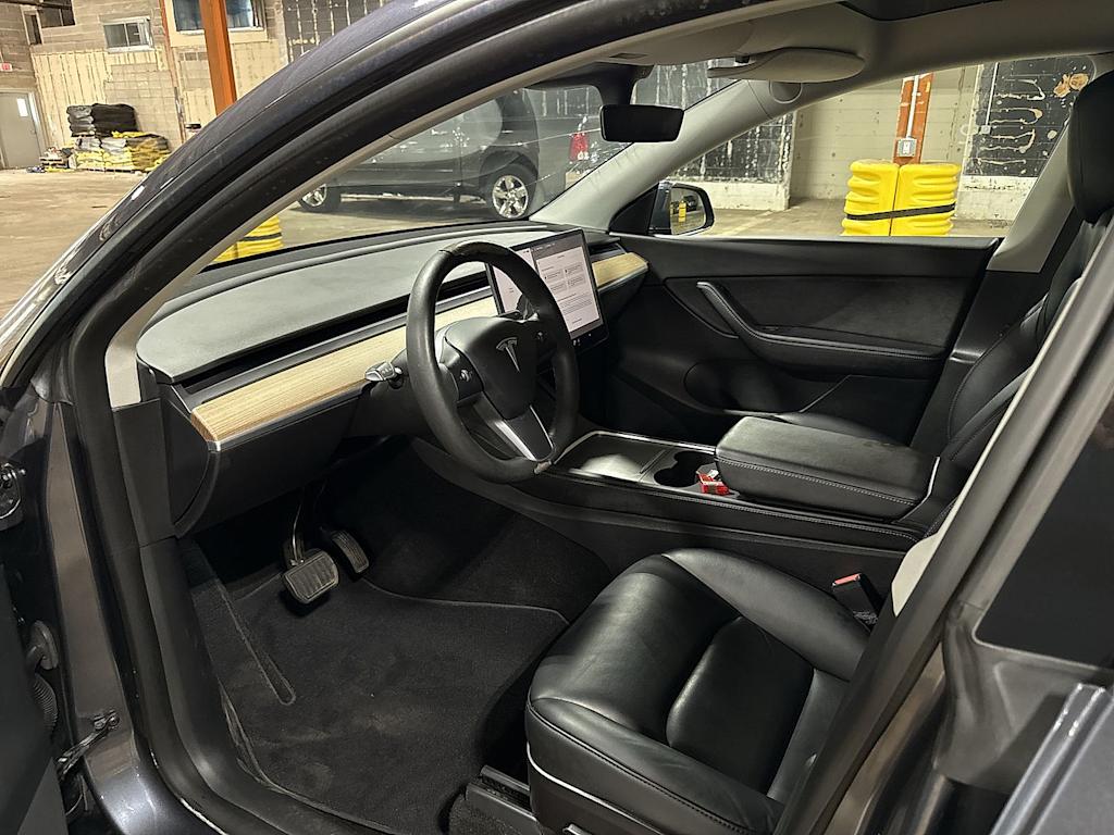 Thumbnail: 2022 Tesla Model Y - 6