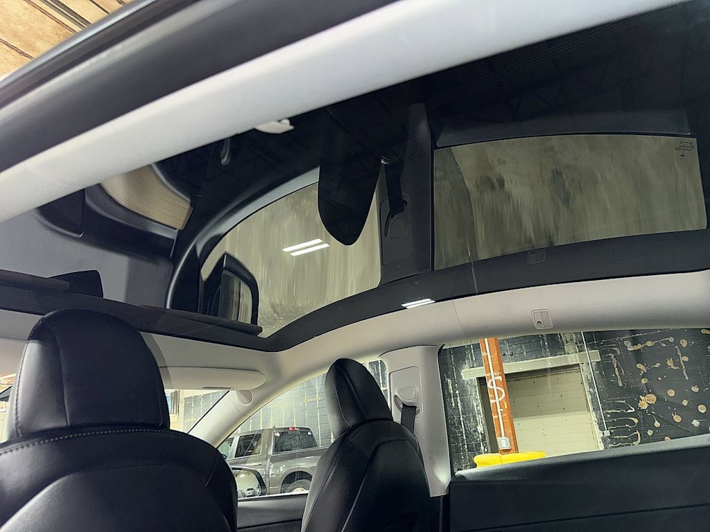 Thumbnail: 2022 Tesla Model Y - 27