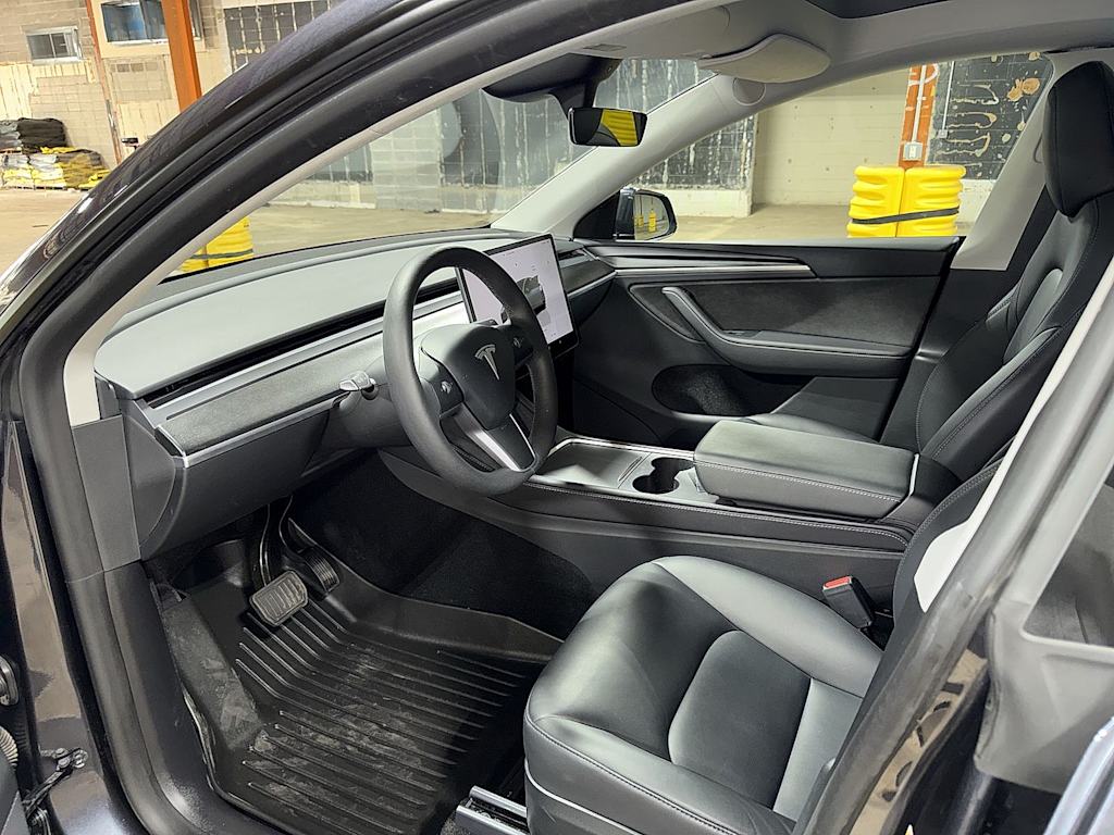 Thumbnail: 2024 Tesla Model Y - 7