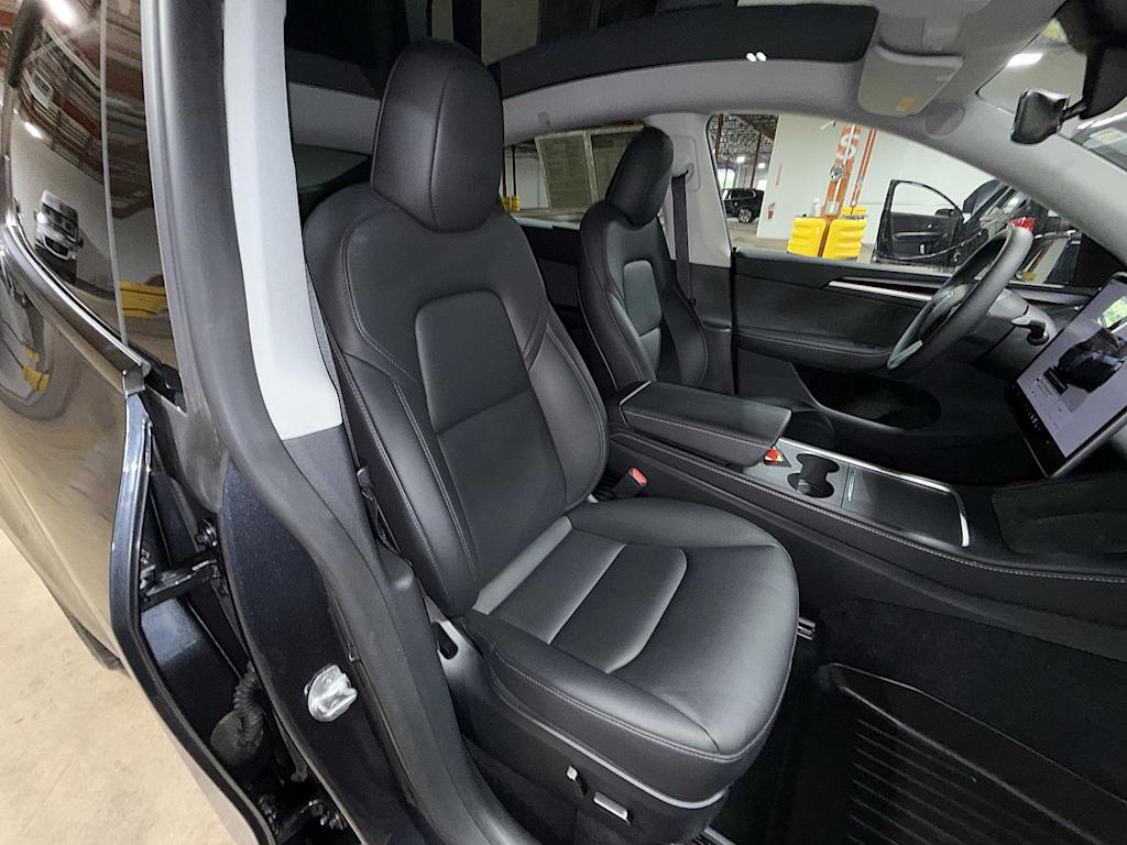 Thumbnail: 2024 Tesla Model Y - 9