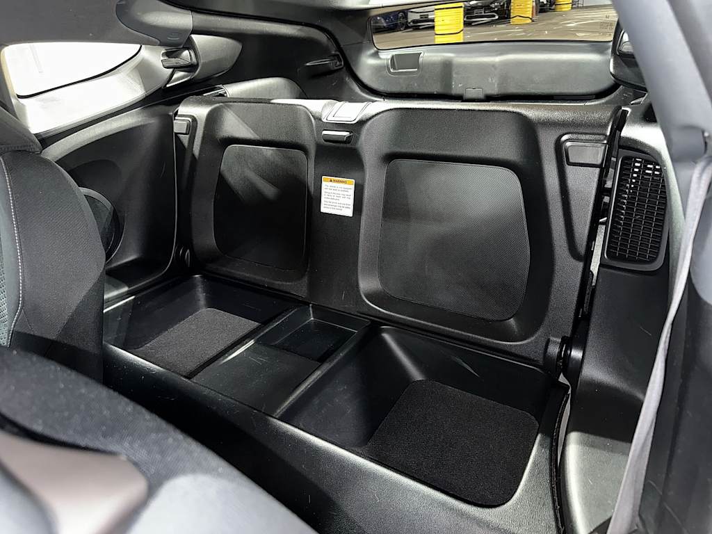 Thumbnail: 2014 Honda CR-Z - 24