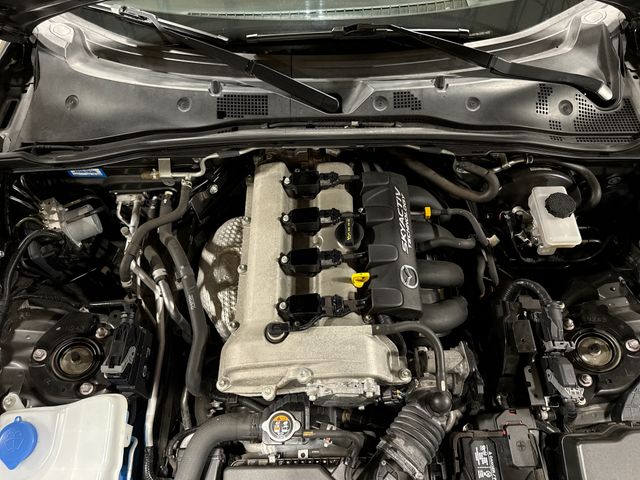 Thumbnail: 2019 Mazda MX-5 Miata - 23