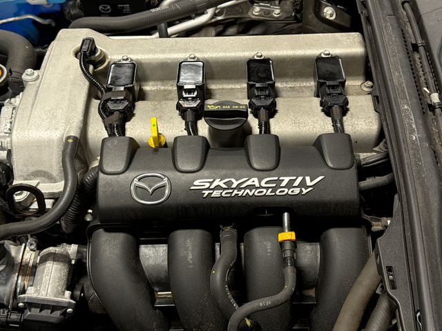 Thumbnail: 2019 Mazda MX-5 Miata - 29