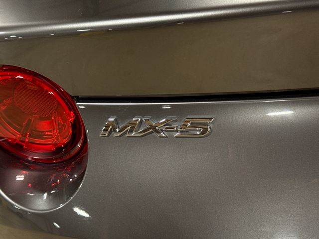Thumbnail: 2019 Mazda MX-5 Miata - 7