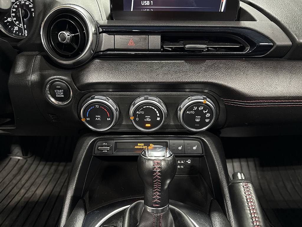 Thumbnail: 2019 Mazda MX-5 Miata - 26