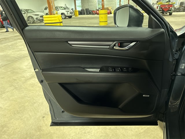 2021 Mazda CX-5 Carbon Turbo 32
