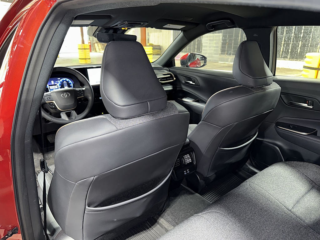 Thumbnail: 2023 Toyota Crown - 30