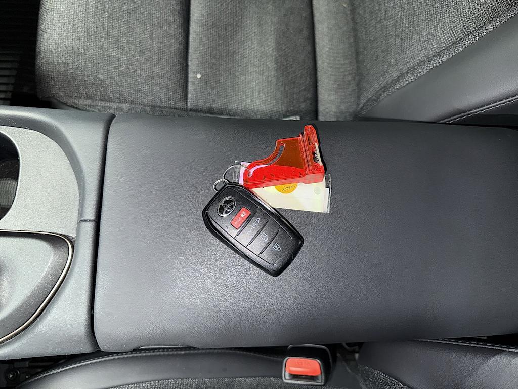 Thumbnail: 2023 Toyota Crown - 16