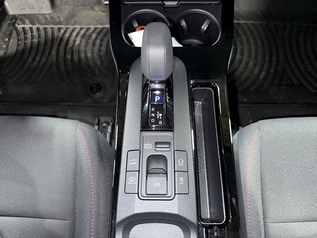 Thumbnail: 2024 Toyota Prius Prime - 13