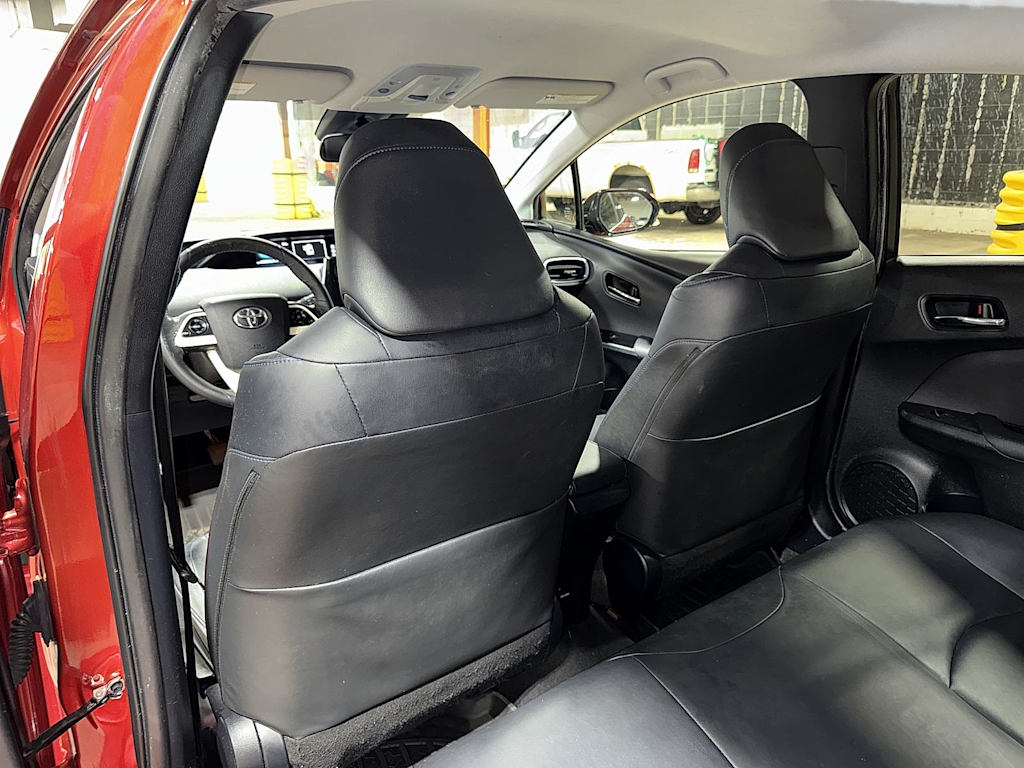 Thumbnail: 2016 Toyota Prius - 29