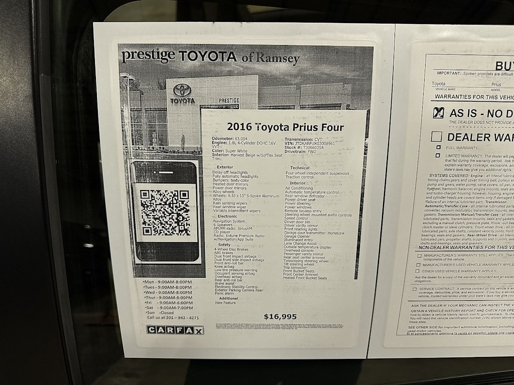 Thumbnail: 2016 Toyota Prius - 16