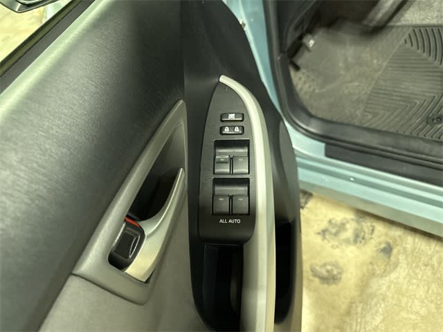 2012 Toyota Prius Plug-in 25