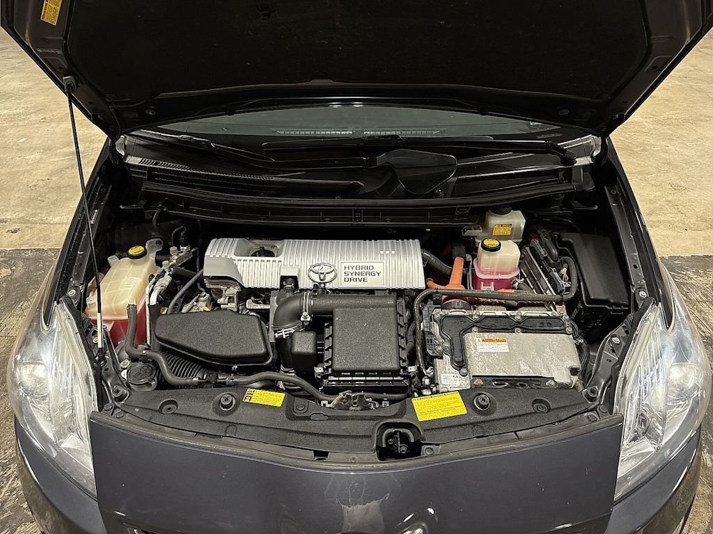 Thumbnail: 2011 Toyota Prius - 8