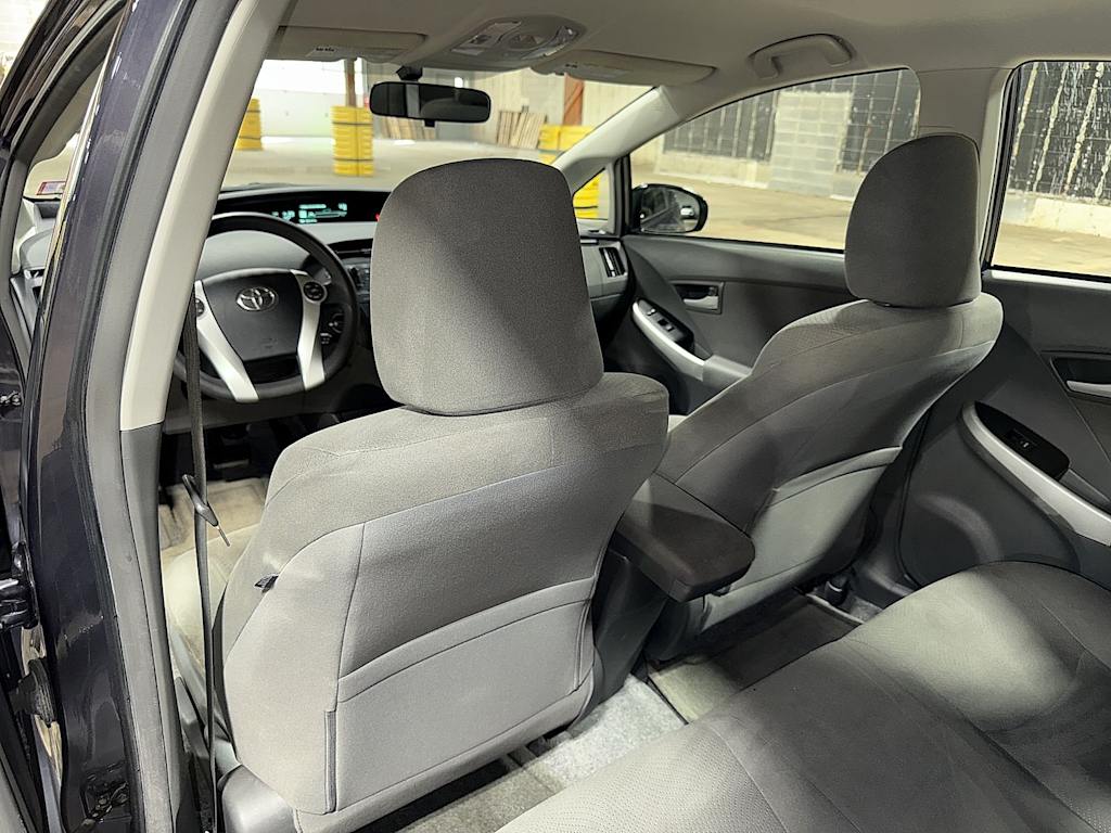 Thumbnail: 2011 Toyota Prius - 27