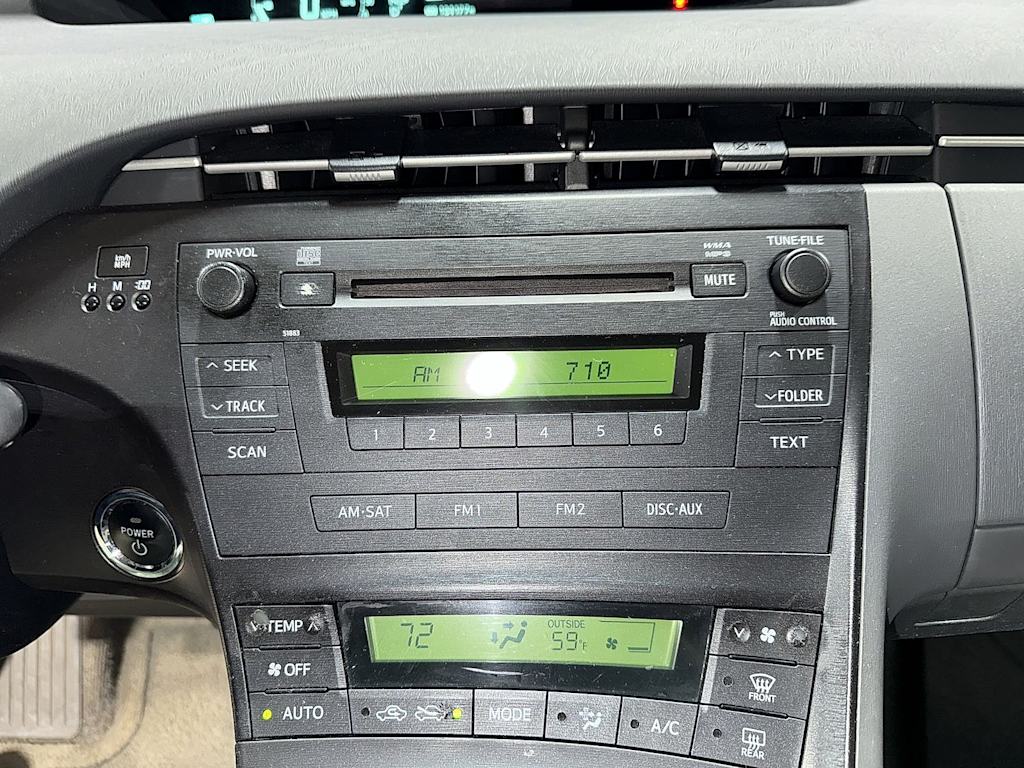 Thumbnail: 2011 Toyota Prius - 12