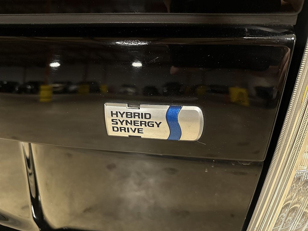 Thumbnail: 2012 Toyota Prius - 26