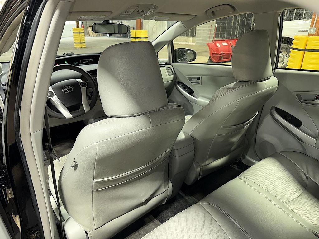 Thumbnail: 2012 Toyota Prius - 27