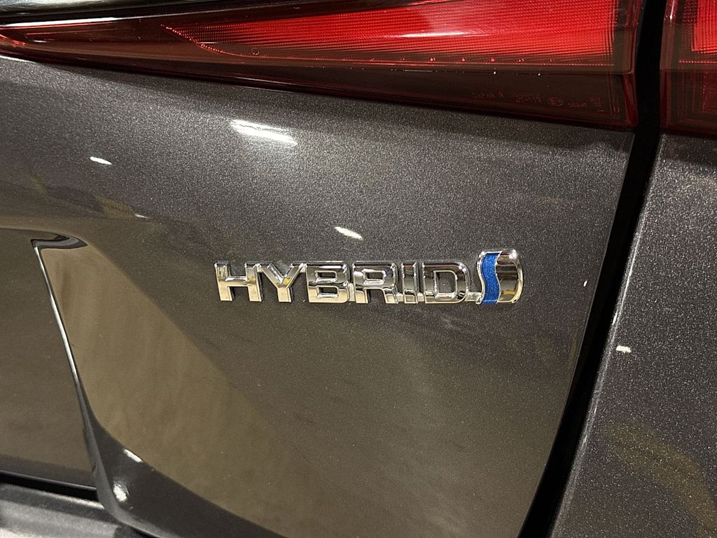 Thumbnail: 2022 Toyota Prius - 27