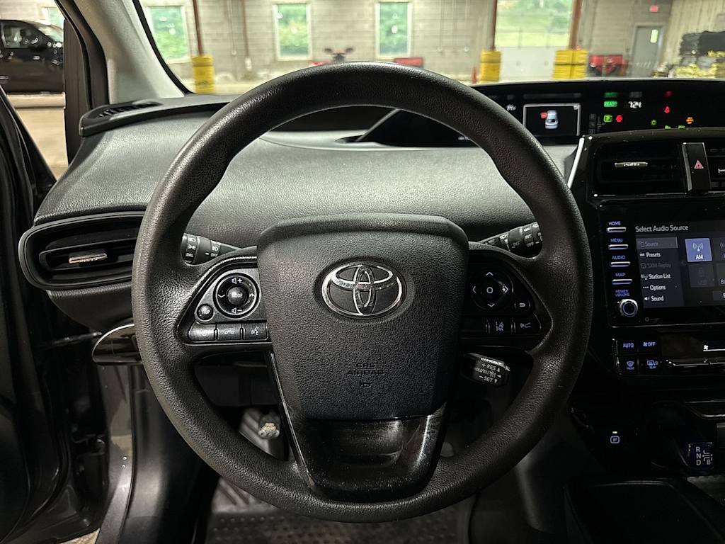 Thumbnail: 2022 Toyota Prius - 2