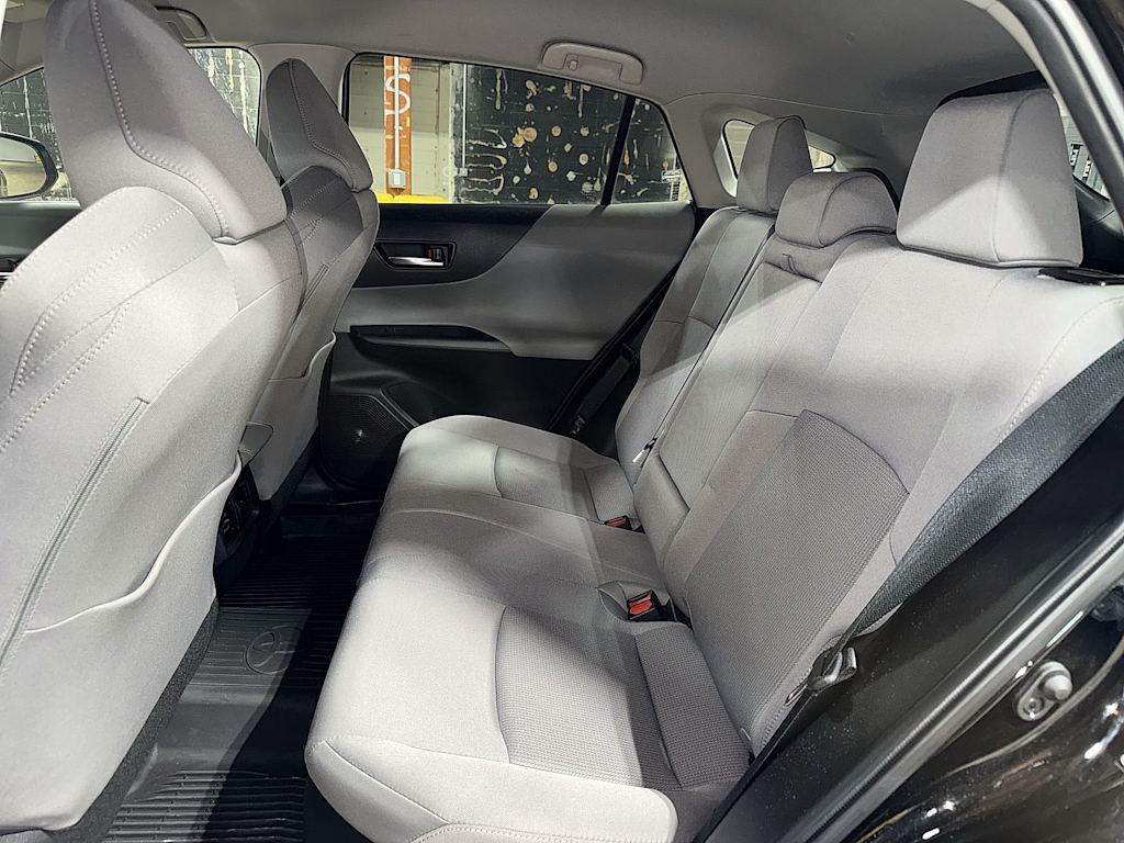 Thumbnail: 2021 Toyota Venza - 11