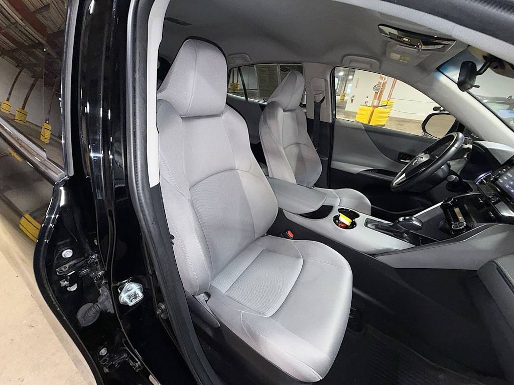 Thumbnail: 2021 Toyota Venza - 10