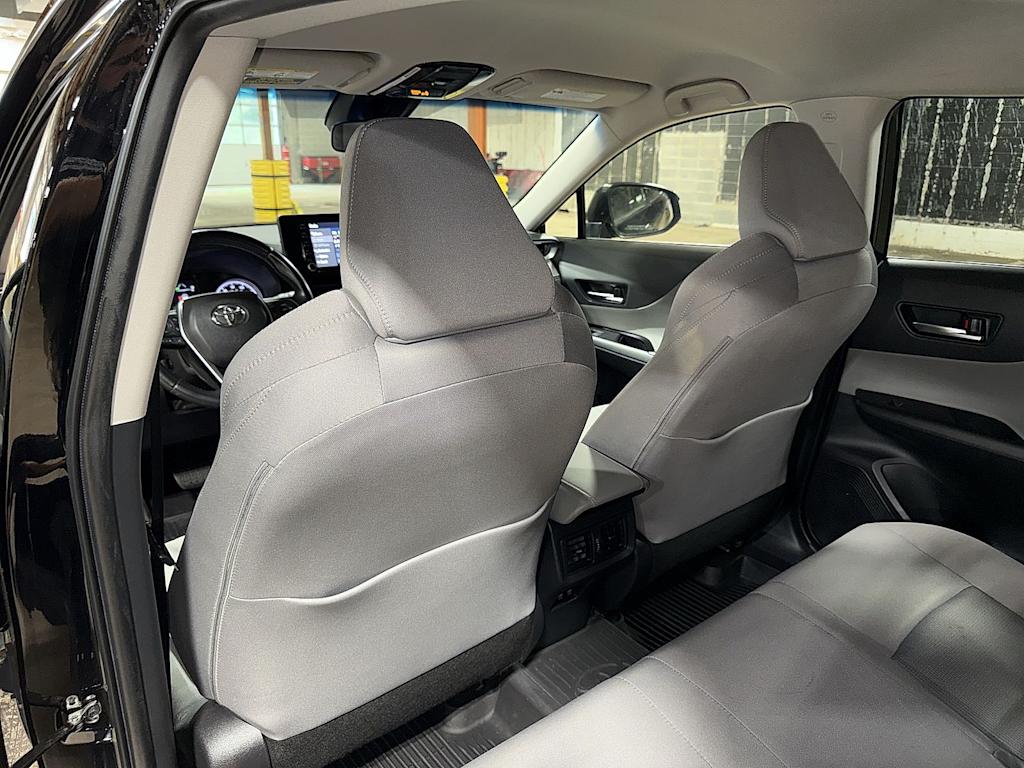 Thumbnail: 2021 Toyota Venza - 28