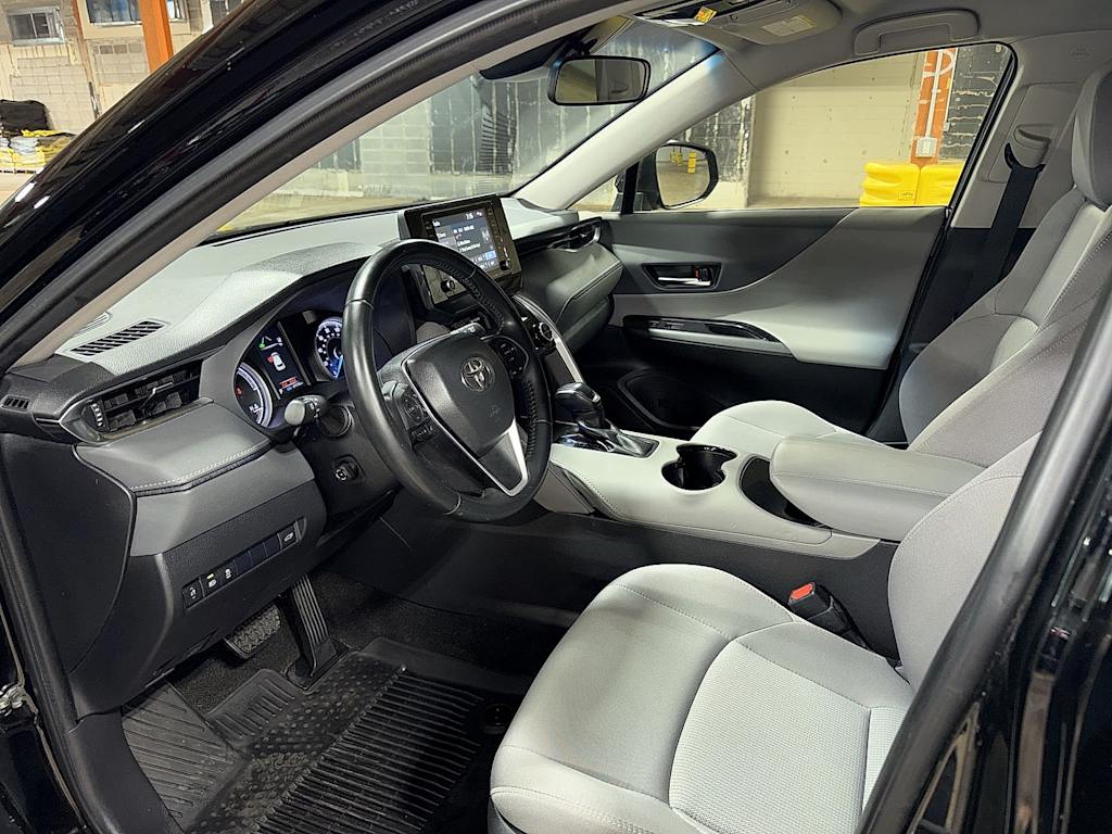 Thumbnail: 2021 Toyota Venza - 29