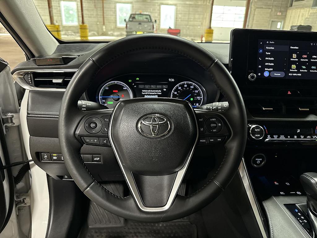 Thumbnail: 2023 Toyota Venza - 2