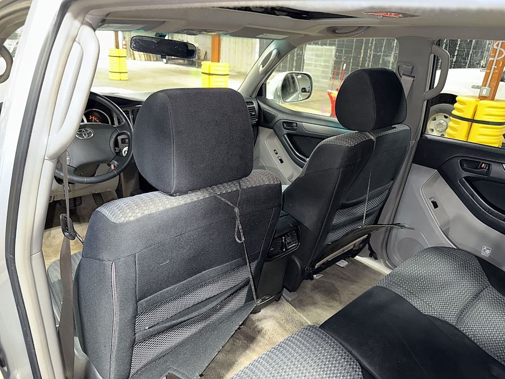 Thumbnail: 2006 Toyota 4Runner - 30