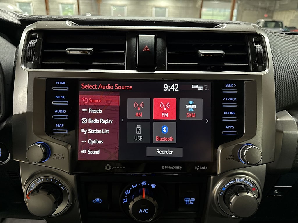 Thumbnail: 2021 Toyota 4Runner - 24
