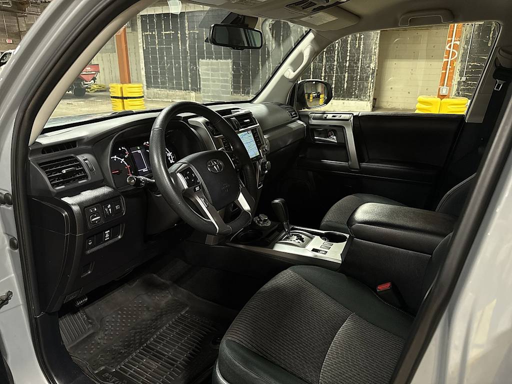Thumbnail: 2021 Toyota 4Runner - 8
