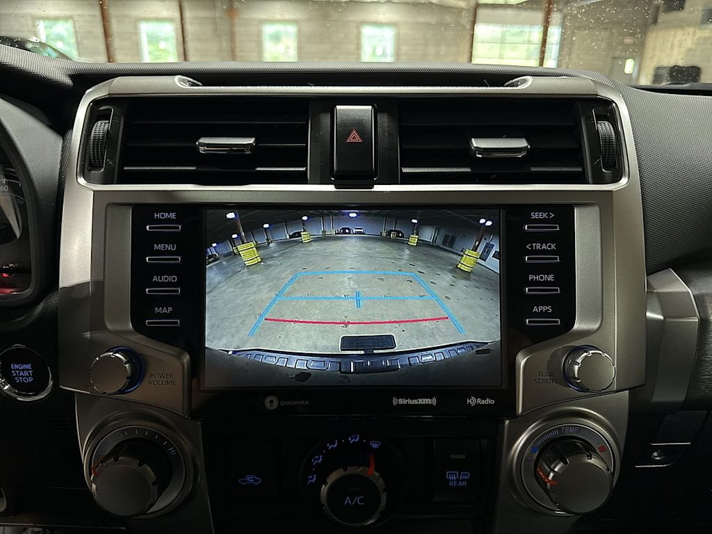 Thumbnail: 2020 Toyota 4Runner - 29