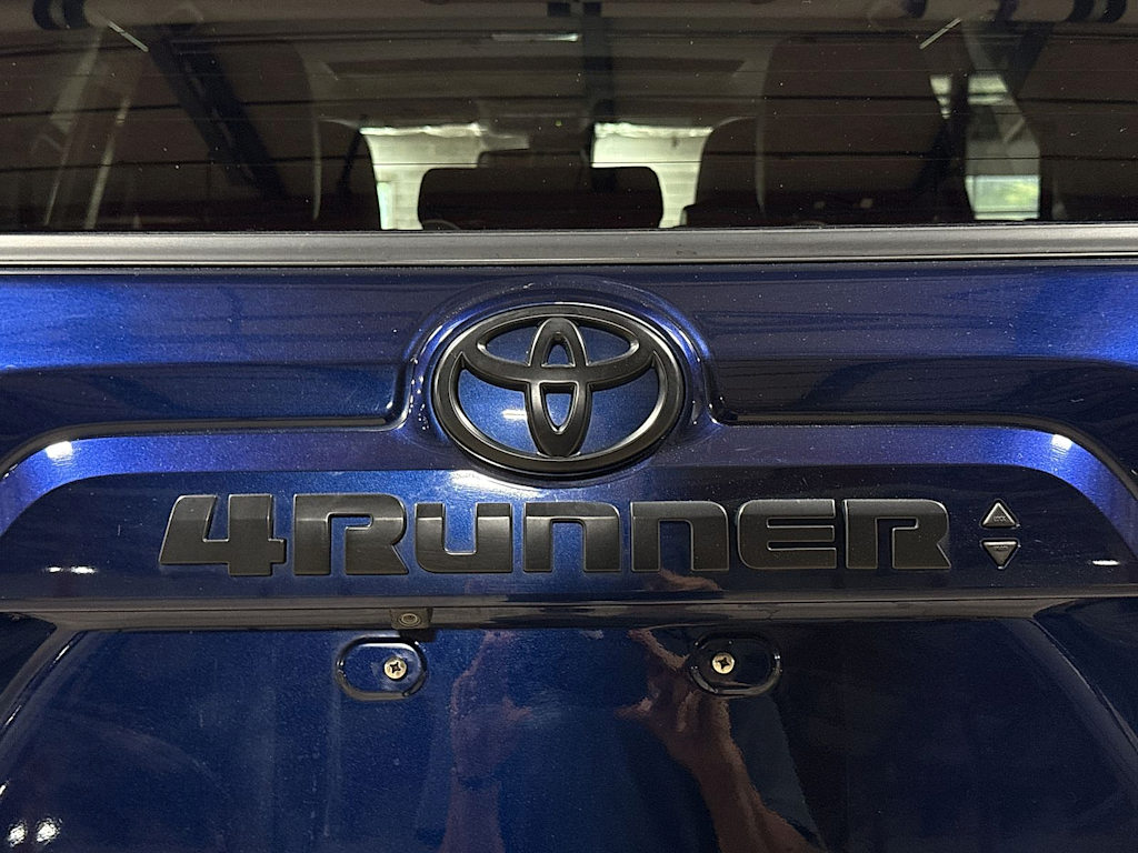 Thumbnail: 2020 Toyota 4Runner - 5