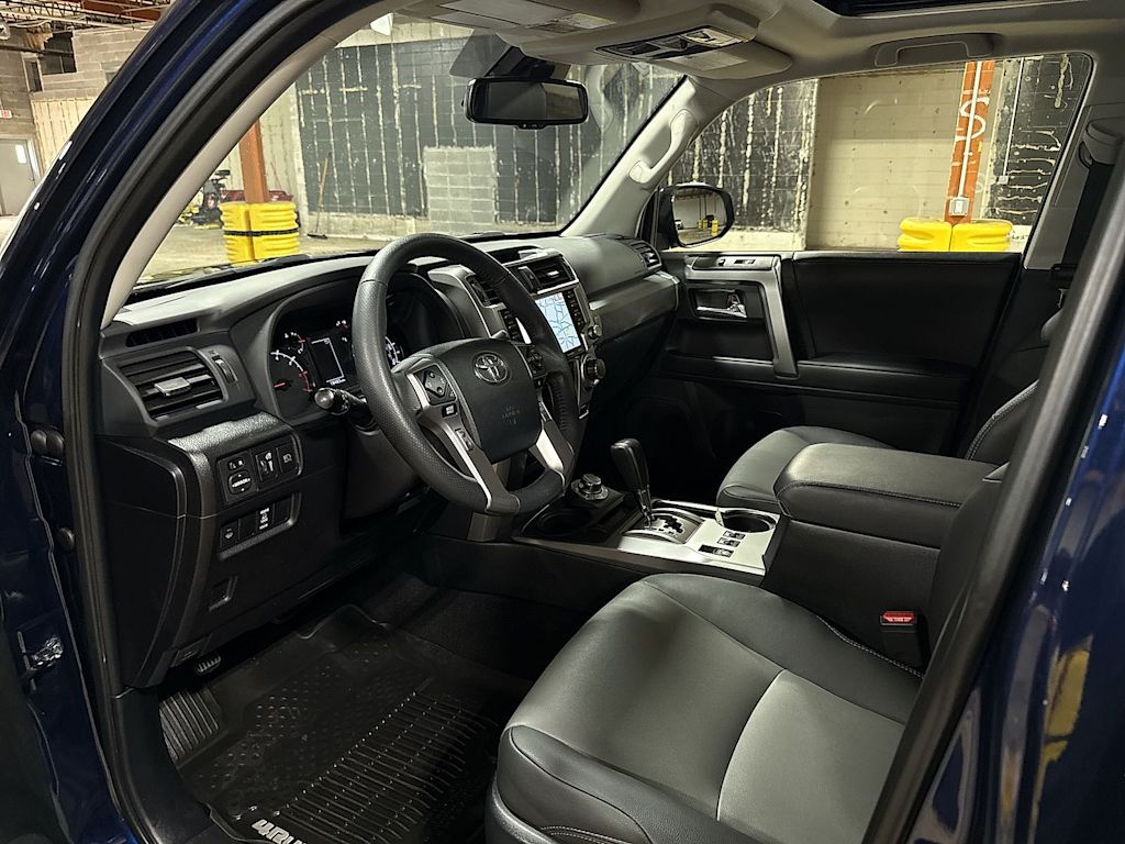 Thumbnail: 2020 Toyota 4Runner - 8