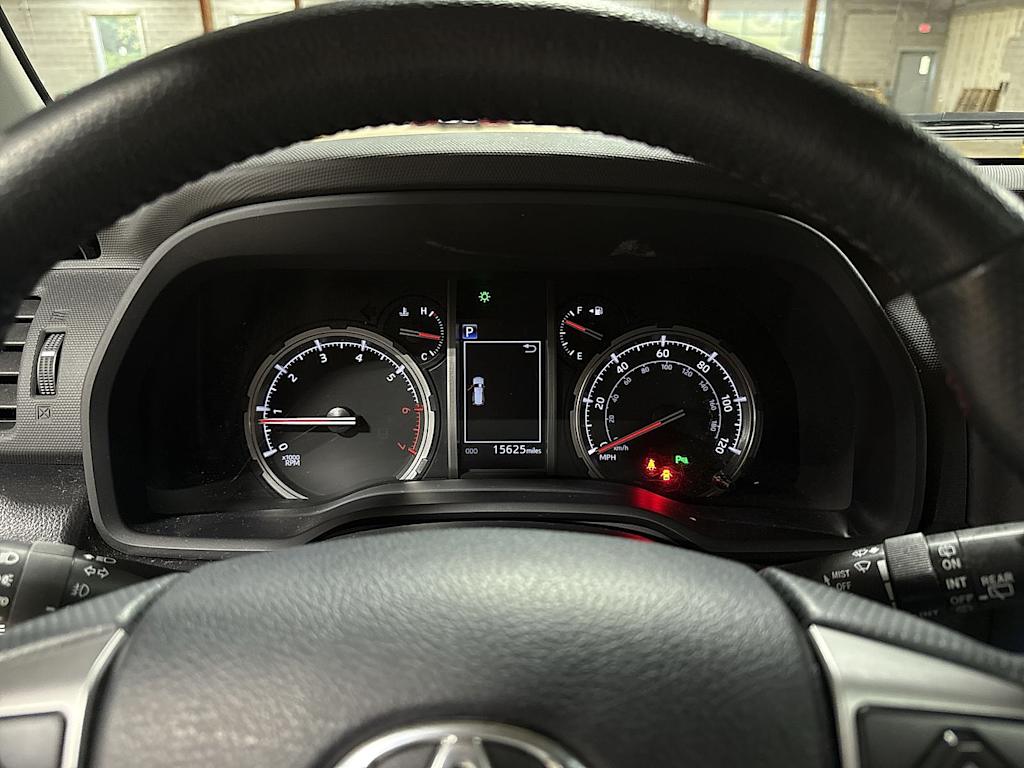 Thumbnail: 2023 Toyota 4Runner - 38