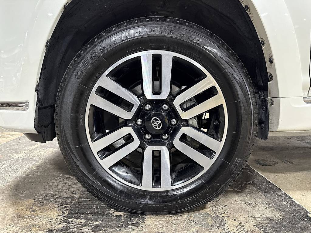 Thumbnail: 2023 Toyota 4Runner - 7