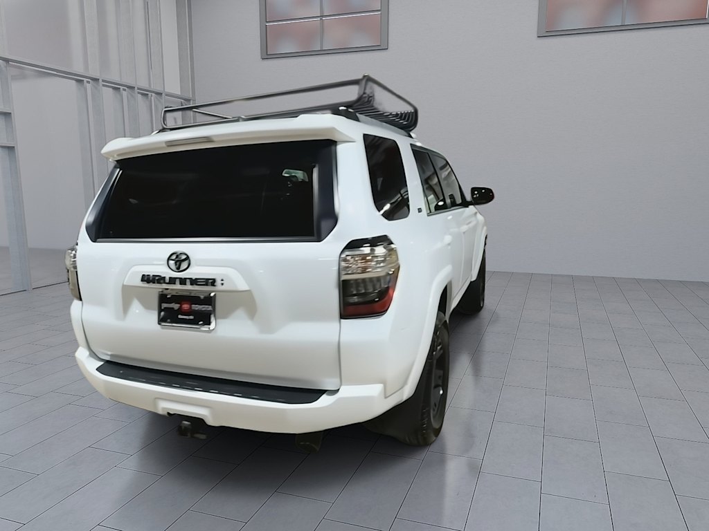 Thumbnail: 2024 Toyota 4Runner - 17