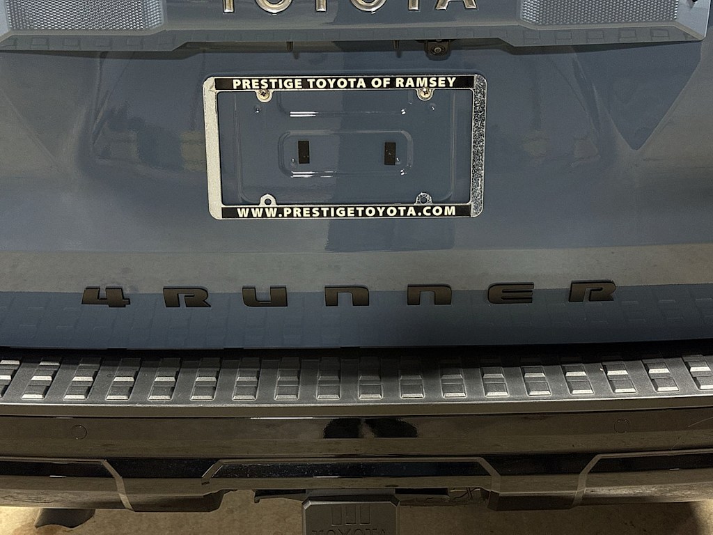 Thumbnail: 2025 Toyota 4Runner - 6