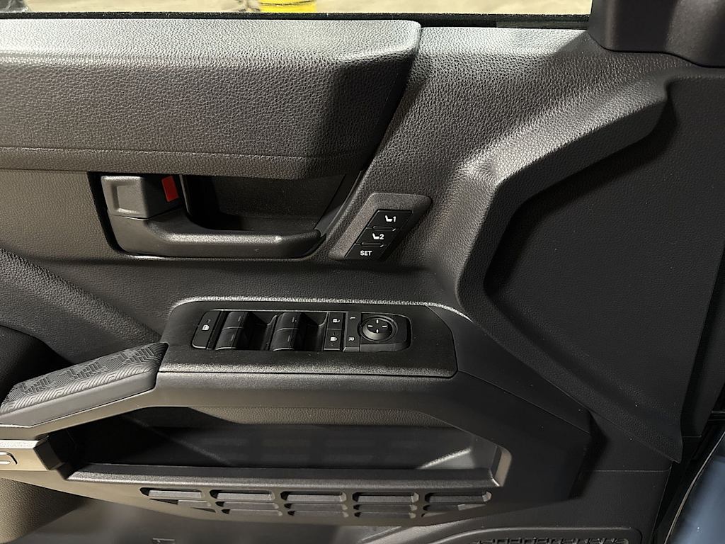 Thumbnail: 2025 Toyota 4Runner - 25