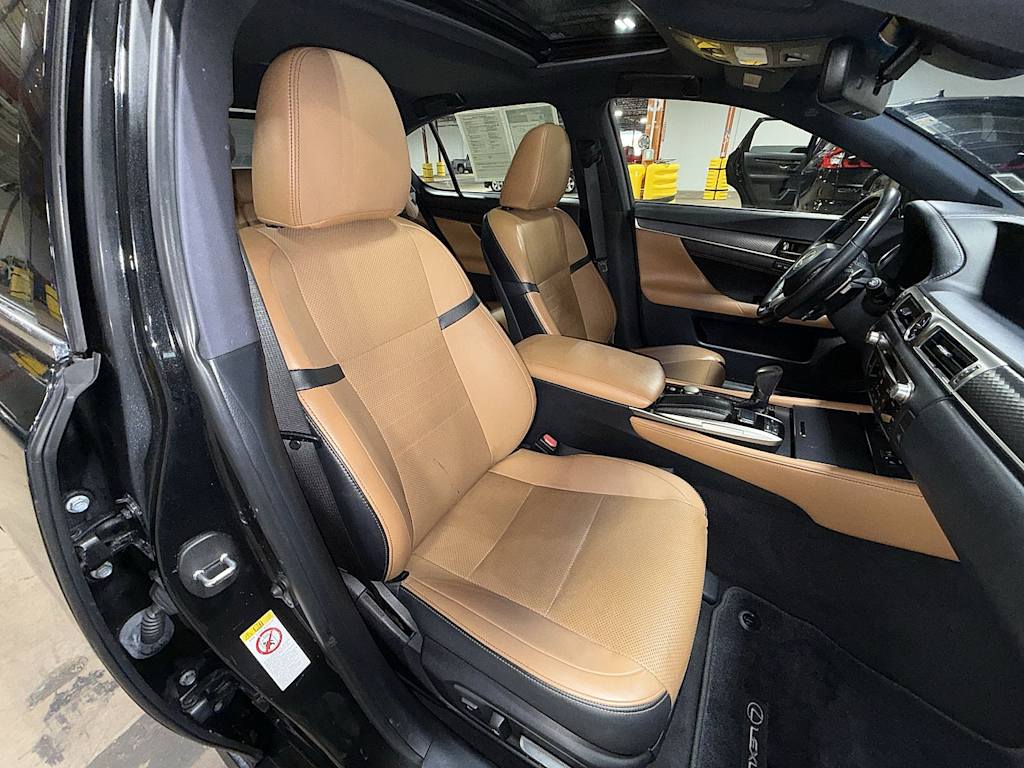 Thumbnail: 2018 Lexus GS - 8