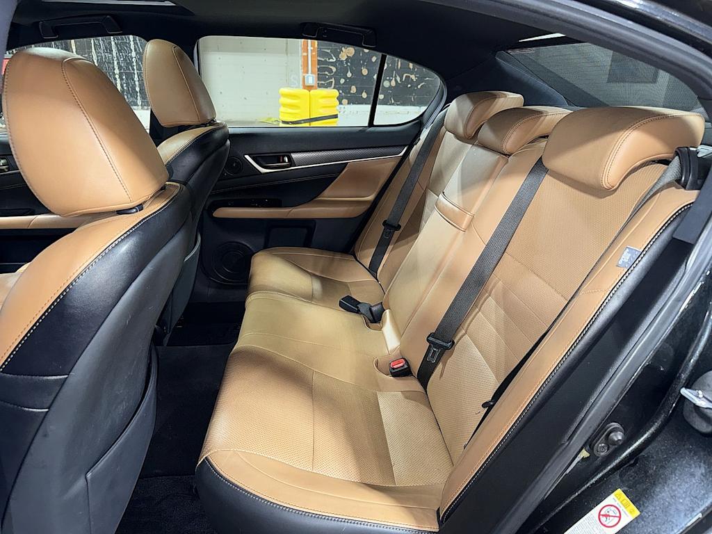 Thumbnail: 2018 Lexus GS - 9