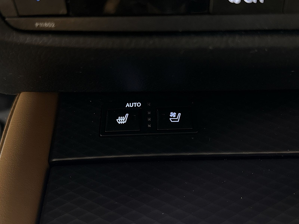 Thumbnail: 2018 Lexus GS - 34