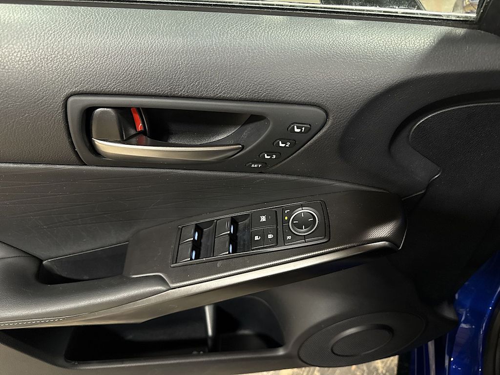 Thumbnail: 2023 Lexus IS - 24