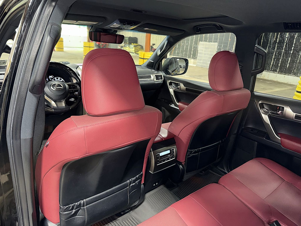 Thumbnail: 2021 Lexus GX - 30