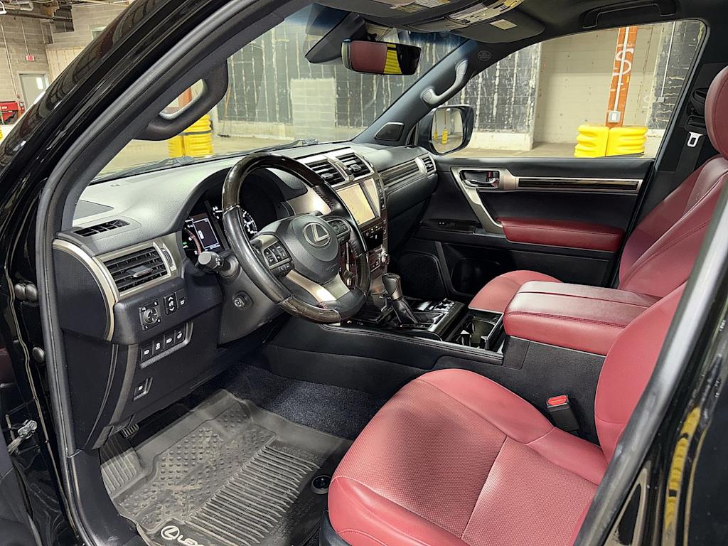 Thumbnail: 2021 Lexus GX - 32