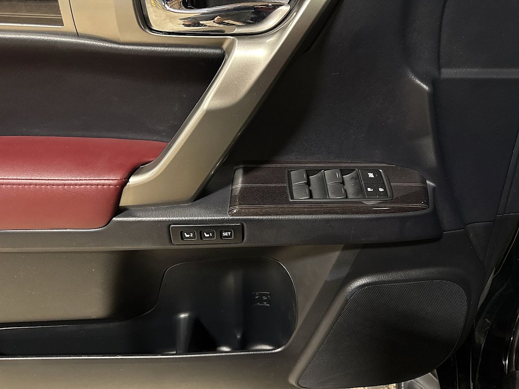 Thumbnail: 2021 Lexus GX - 26