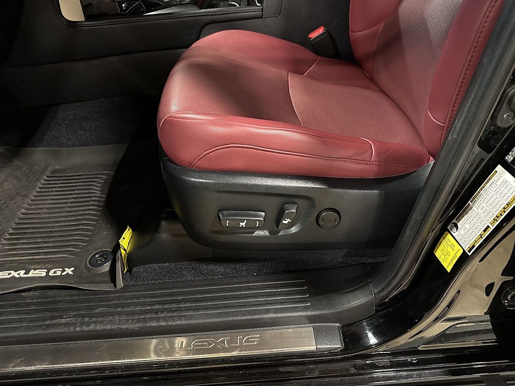 Thumbnail: 2021 Lexus GX - 27