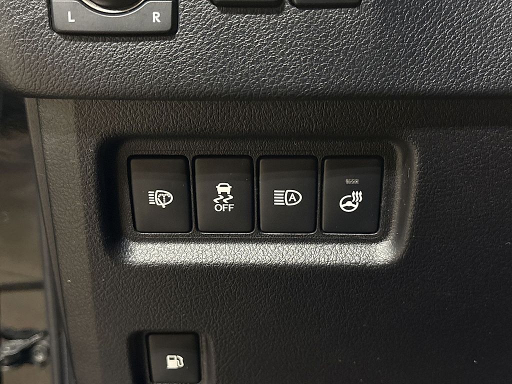 Thumbnail: 2021 Lexus GX - 34