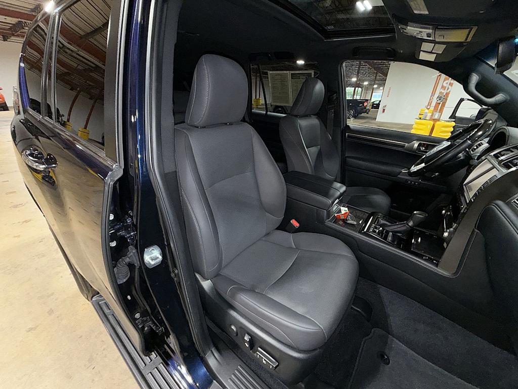 Thumbnail: 2021 Lexus GX - 10