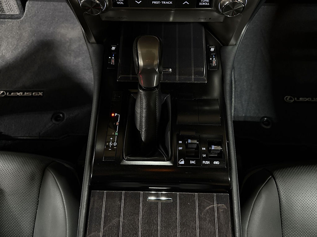 Thumbnail: 2021 Lexus GX - 36